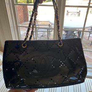 COPY - Chanel patent leather bag